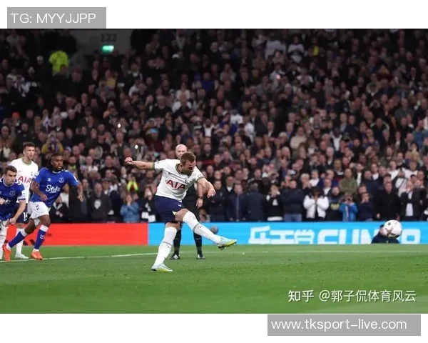 凯恩的传奇之路：从天才少年到足球世界的巨星之旅